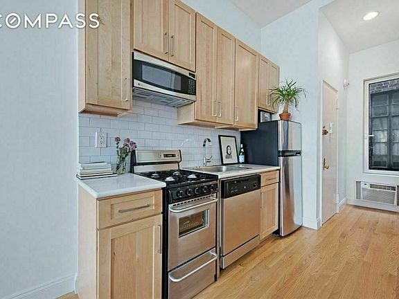 4th image of 344 W 17th St APT 5D