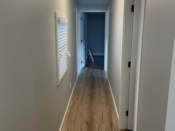 4426 232nd St #4, Langley, BC V2Z 2R3