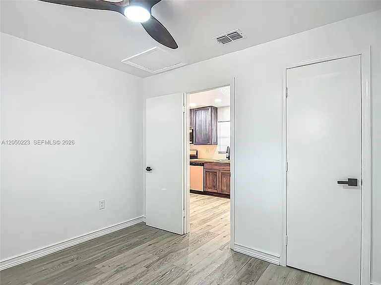 8781 S Lakeshore Dr — Photo 37
