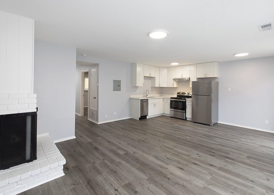 1st image of 25 Glendale St #2