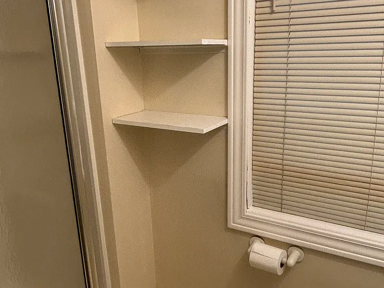 28 Union Ave NE #7 — Photo 5