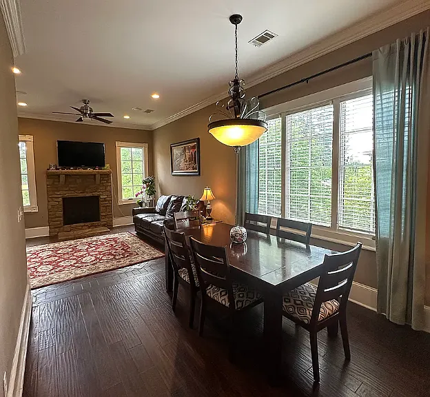 734 Cotswold Way — Photo 7