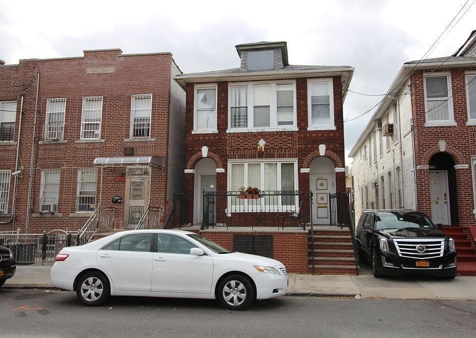 2nd image of 874 51st St