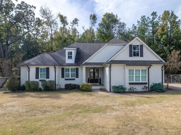 17004 Woodview Cv, Oxford, MS 38655