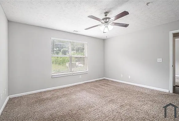 7104 Par Four Way — Photo 15