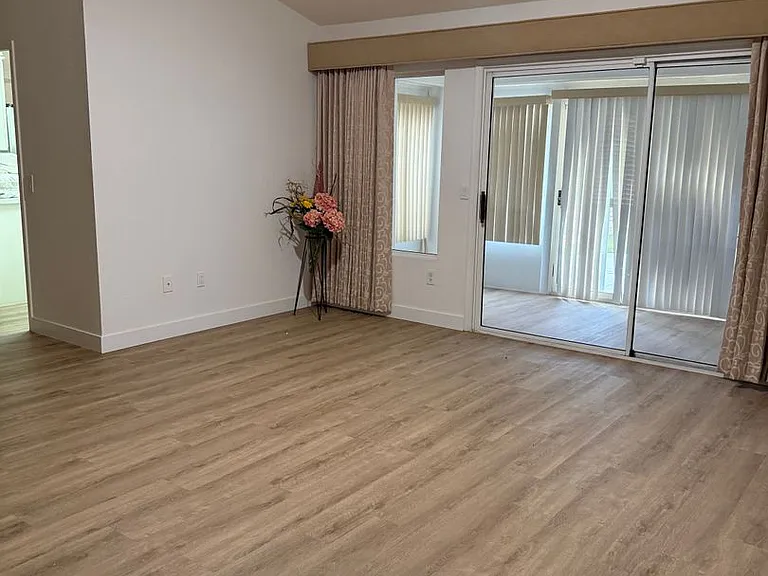 9528 Yucca Blossom Dr — Photo 6