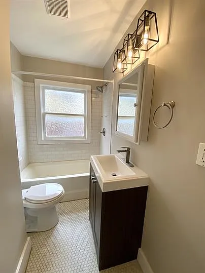 3814 Washington St #1N — Photo 17