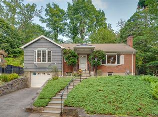 132 Edgars Ln, Hastings On Hudson, NY 10706
