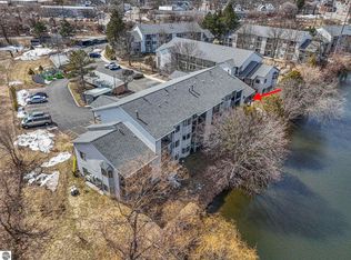 641 Riverine Dr APT 201, Traverse City, MI