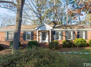 4615 Woodridge Dr, Raleigh, NC 27612