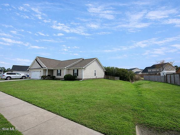 3rd image of 107 Newhan Lane