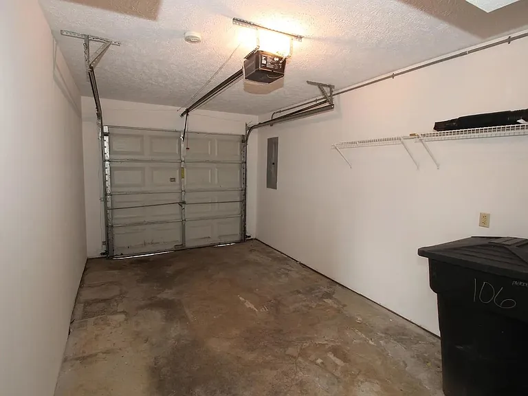 106 Meridian Ct — Photo 35