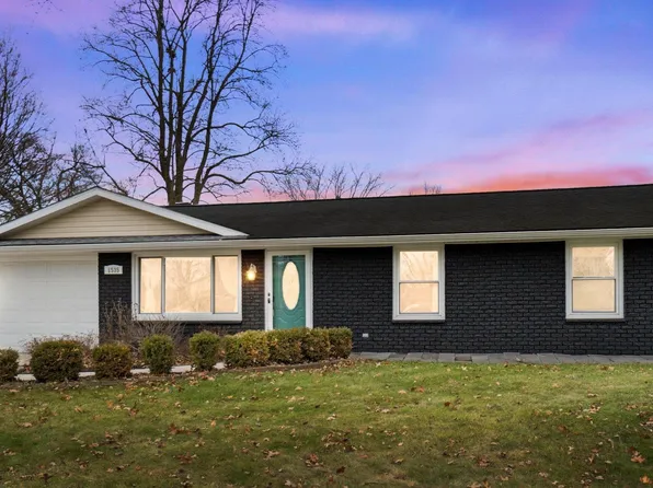 1535 Darby Ln, New Haven, IN 46774