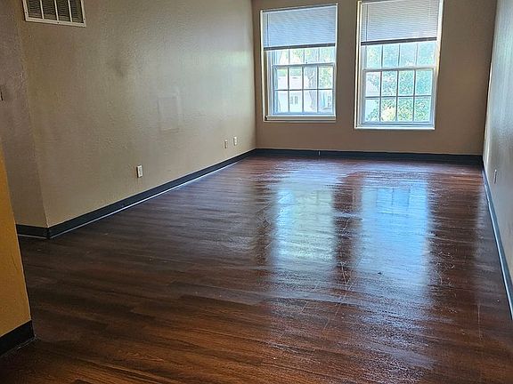 3rd image of 701 S Western Ave #307