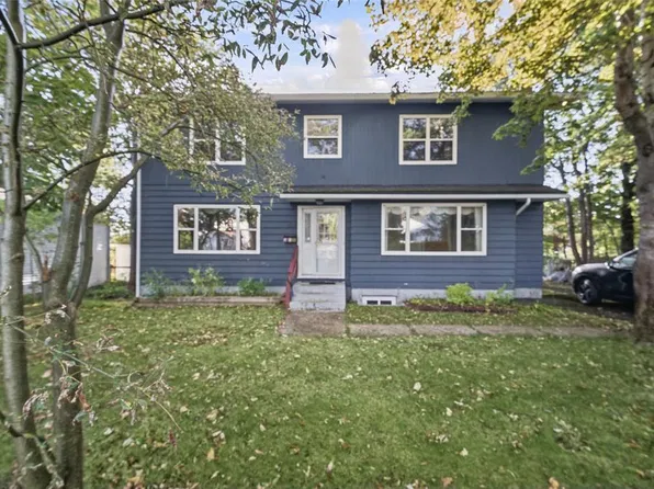 69 Whiteway Street, St. John's, NL A1B1K5
