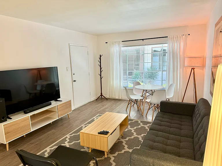8277 W Fountain Ave #4 — Photo 5