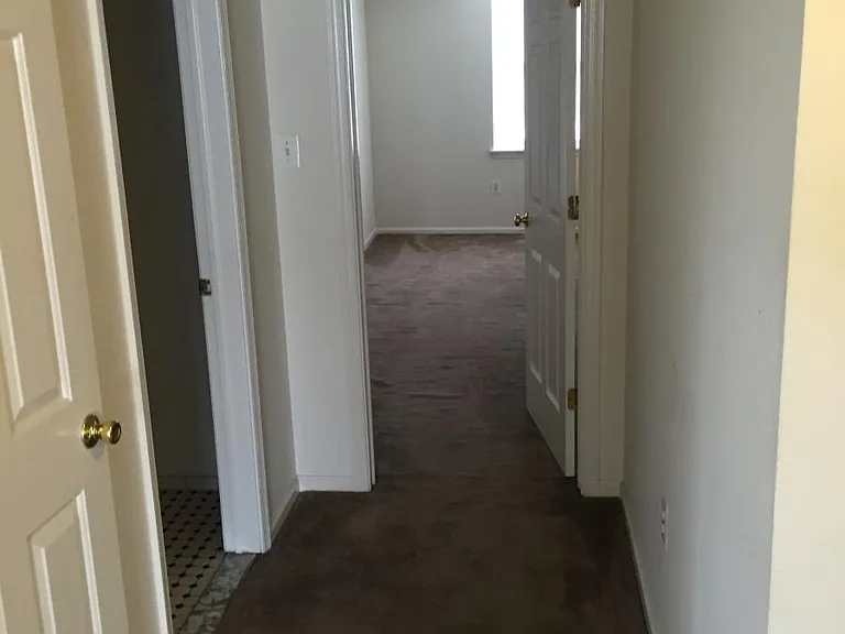 237 N 2nd St #2C — Photo 5