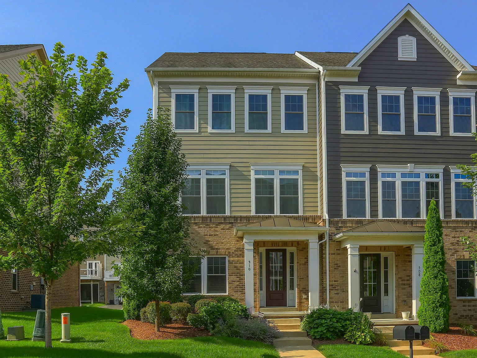 3 bed, 2540 sqft, $3,500 — Photo 3