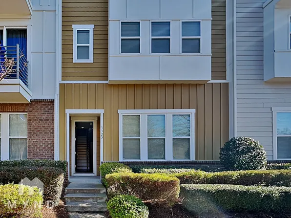 3322 Bending Birch Pl, Charlotte, NC 28206