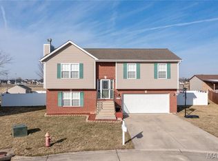 414 Windshire Ct, Mascoutah, IL