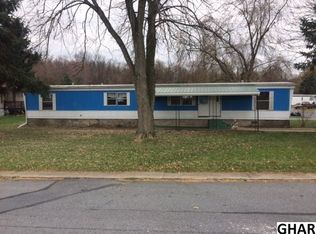 60 Spring Garden Ests, Carlisle, PA 17015