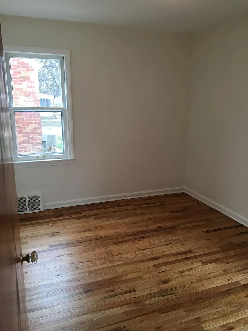 24361 Ross St photo 1
