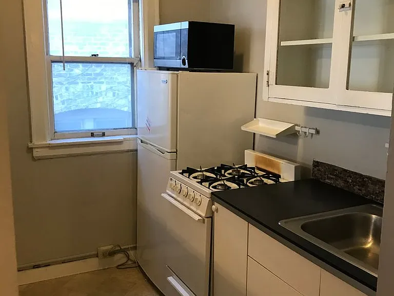 1365 Spruce Pl — Photo 35