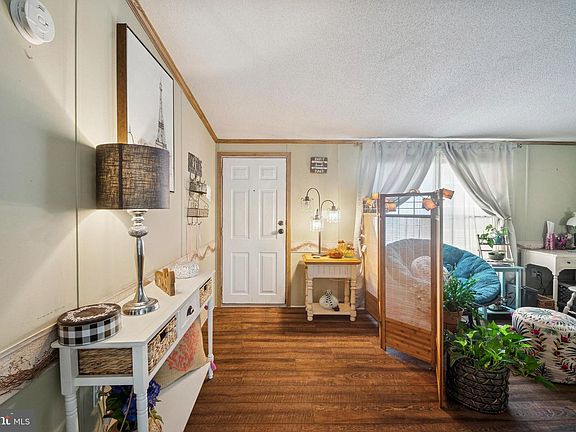 3rd image of 7959 Telegraph Rd Trailer 5