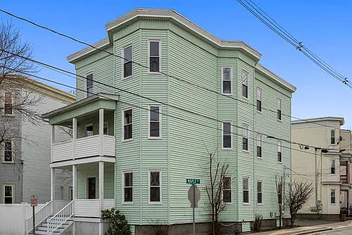 99 Beech St #3 Photo 1
