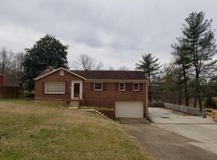 553 Parker Rd, Danville, VA 24540