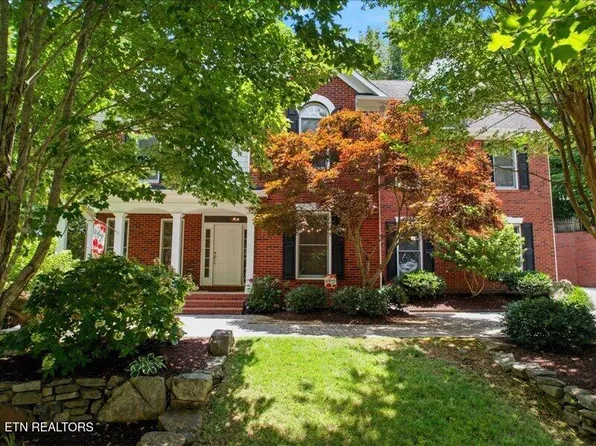 1716 Royal Harbor Dr, Knoxville, TN 37922
