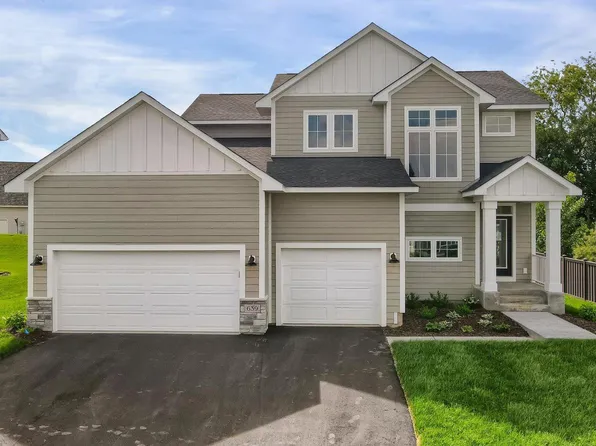 639 Elizabeth Way, Hudson, WI 54016