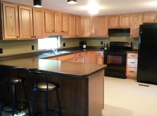 437 Chestnut Hill Rd, Farmington, NH 03835