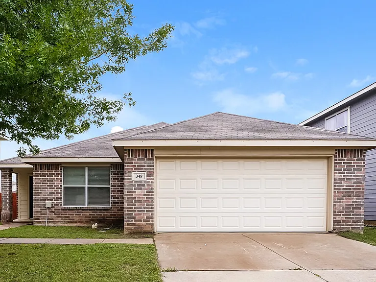 348 Dakota Ridge Dr — Photo 1