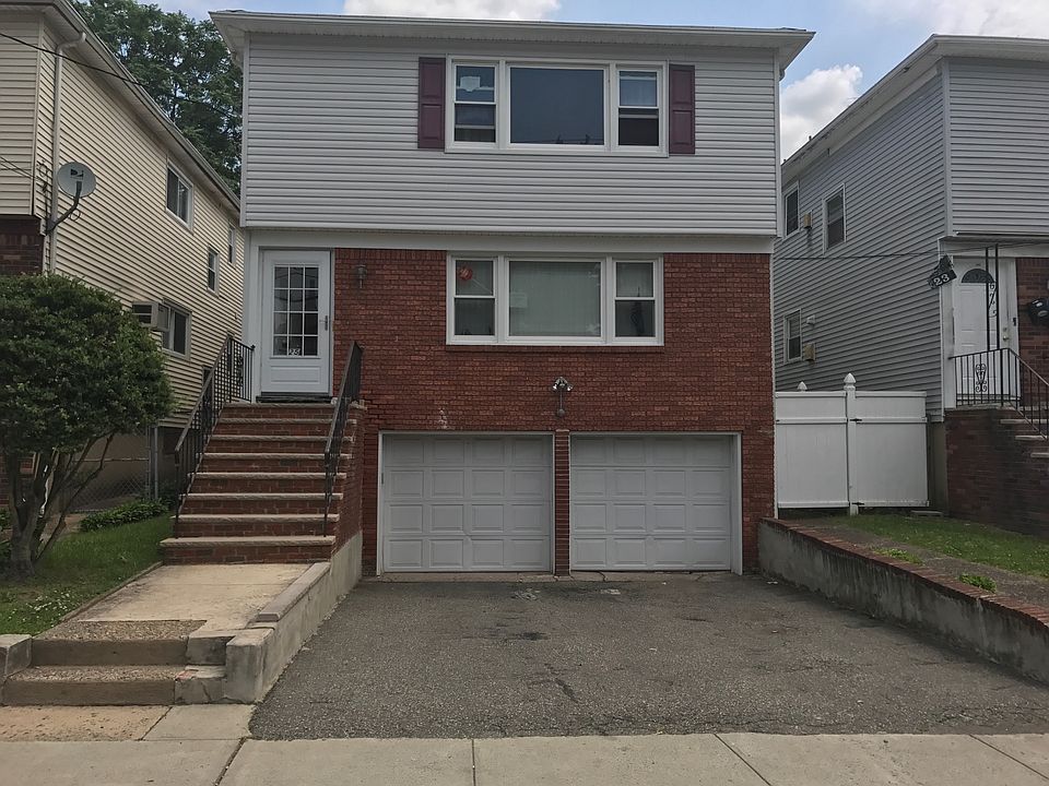 1st image of 25 Valley St Floor 2