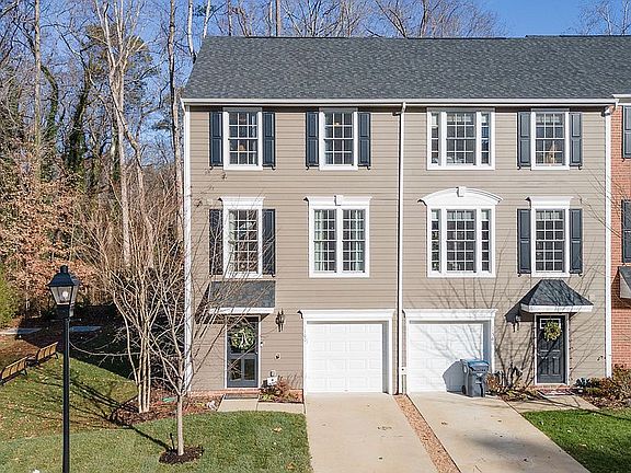 2nd image of 160 Parkway Ct
