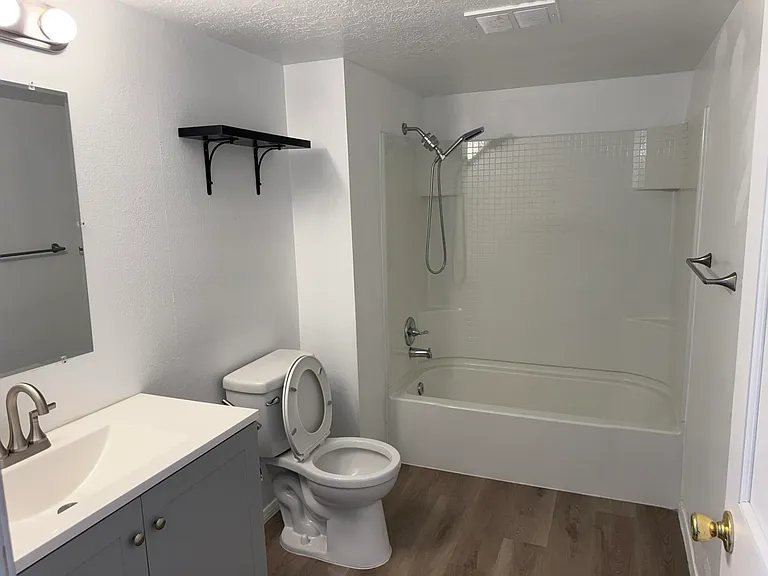 4808 Driftwood Ave NW — Photo 26