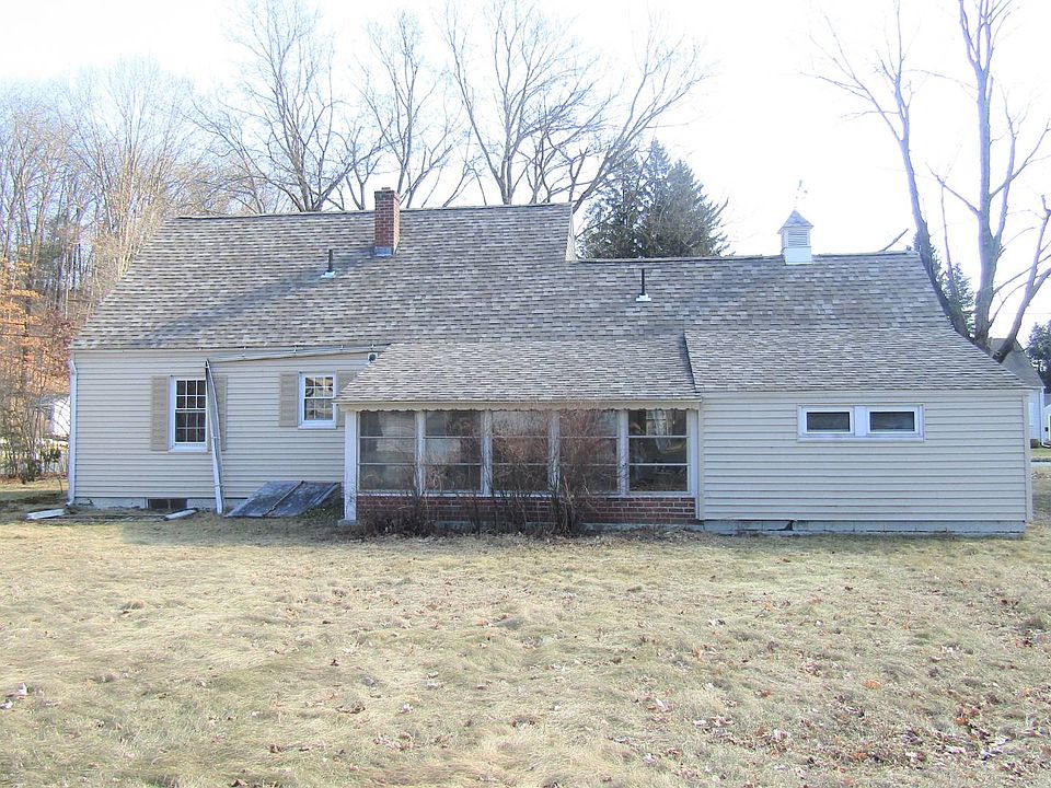 2nd image of 18 Brainerd St