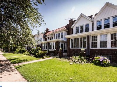 5862 Henry Ave, Philadelphia, PA, 19128