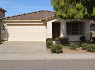 1070 E Daniella Dr, San Tan Valley, AZ 85140