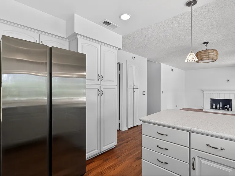 1248 Calle De Oro — Photo 11