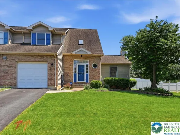 220 Melissa Dr, Easton, PA 18045