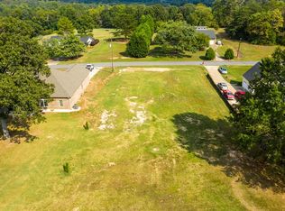 130 Harbourtown Dr, Kings Mountain, NC 28086
