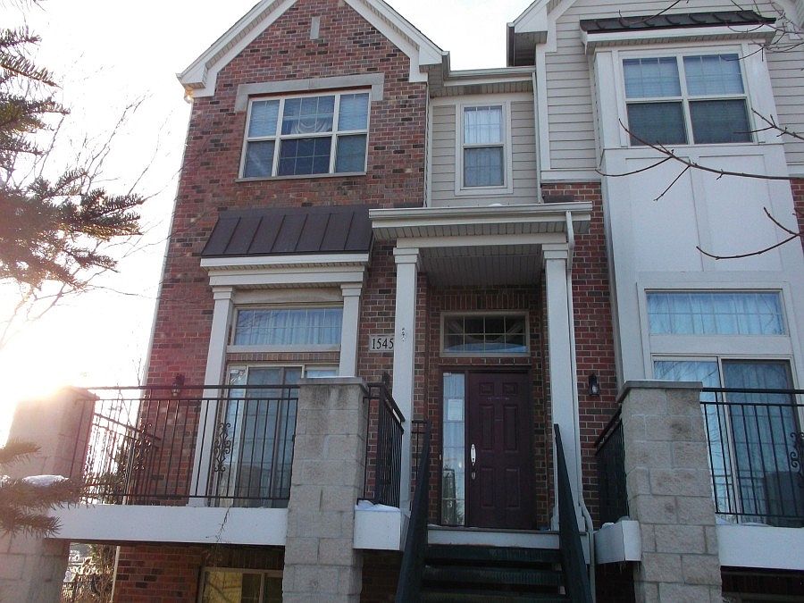 1st image of 1545 Lakeridge Ct