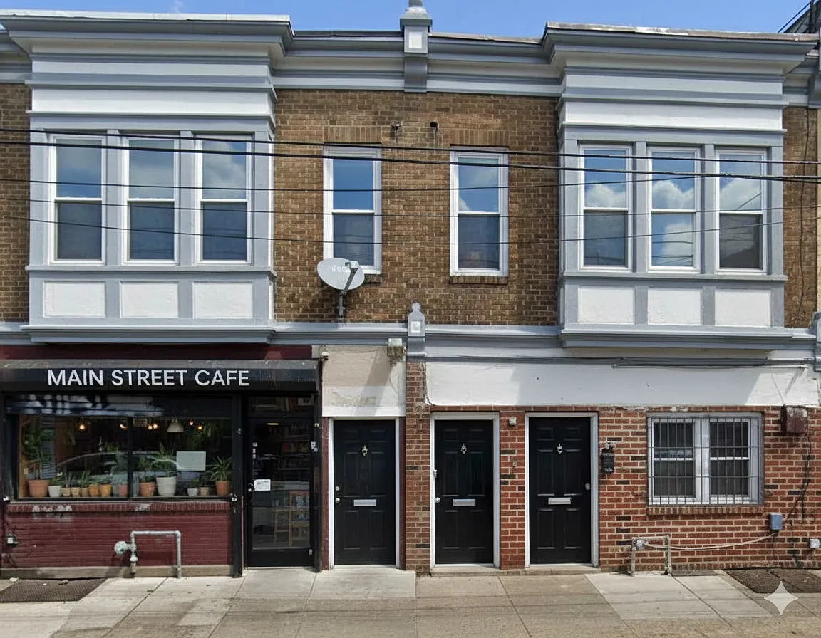 417 Main St — Photo 1