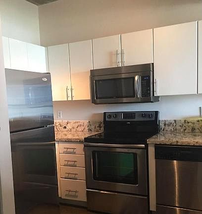 2nd image of 455 NE 25th St APT 402