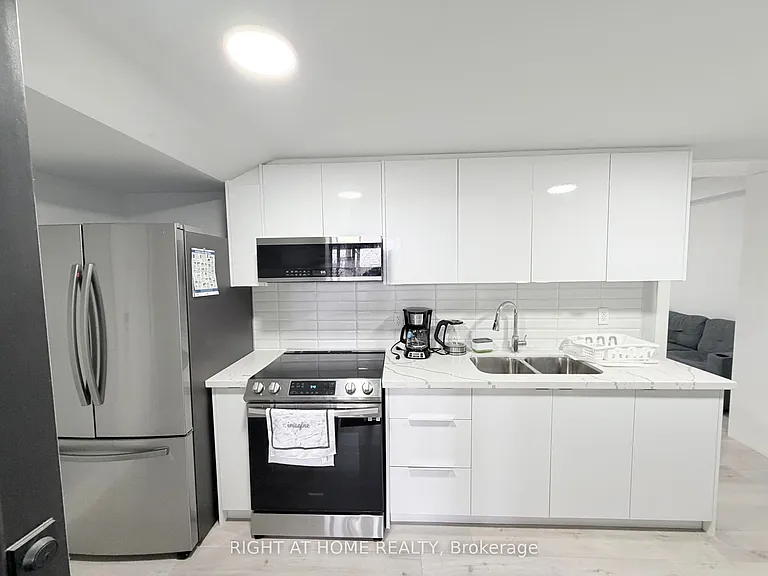 25 Duffield Rd E #LOWER — Photo 5