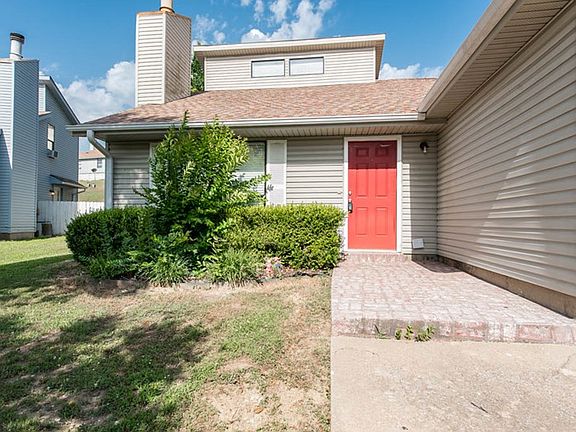 3rd image of 635 Earthside Dr #A
