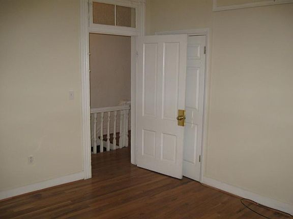 5th image of 14 S Harrison St