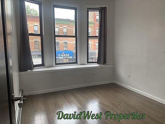 5th image of 221 Prospect Park W #1